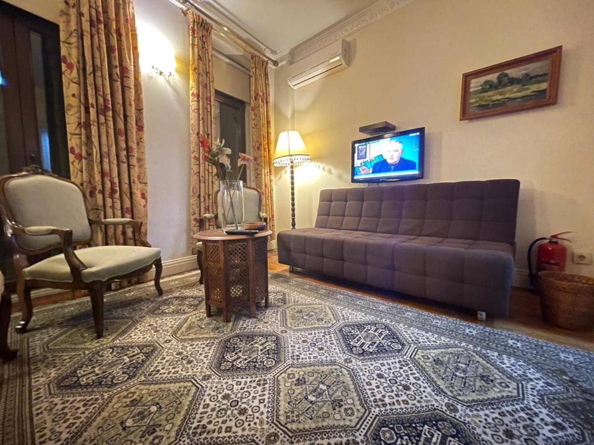 Dila Suits 1 - Istanbul — Photos 2